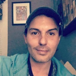 Meet your Posher, Adam